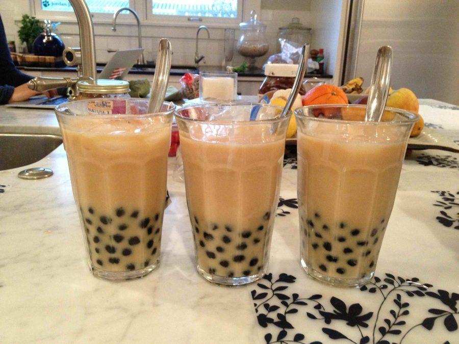 Making homemade pearl milk tea can be an enjoyable activity to do with friends.