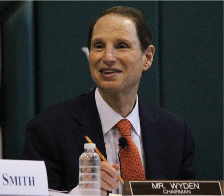 Senator Wyden discusses technology and the safety of its utilization in government.