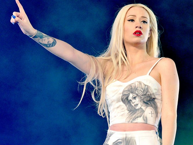 After recent success, Iggy Azalea has been criticized by other hip-hop artists for her percieved exploitation of black hip-hop.