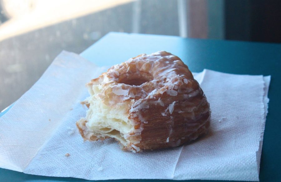 The+%E2%80%9Ccronut%E2%80%9D%2C+a+cross+between+a+croissant+and+a+doughnut%2C+grew+popular+last+year+after+being+introduced+in+New+York+bakeries.