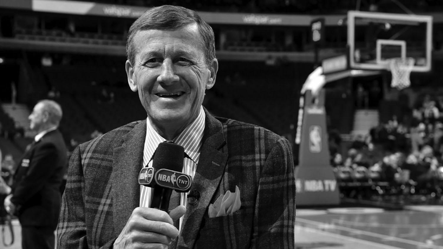 Craig Sager, a well-known sideline reporter in the NBA,  is not only recognized for his professionalism but also for his outgoing, quirky attitude in interviews with NBA personnel.