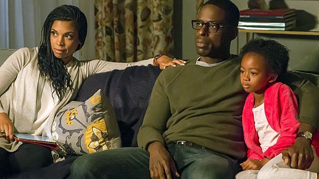 Susan Kelechi Watson and Sterling K. Brown play a happy couple in the new show “This is Us,” which portrays the daily struggles that each person faces in his or her life.