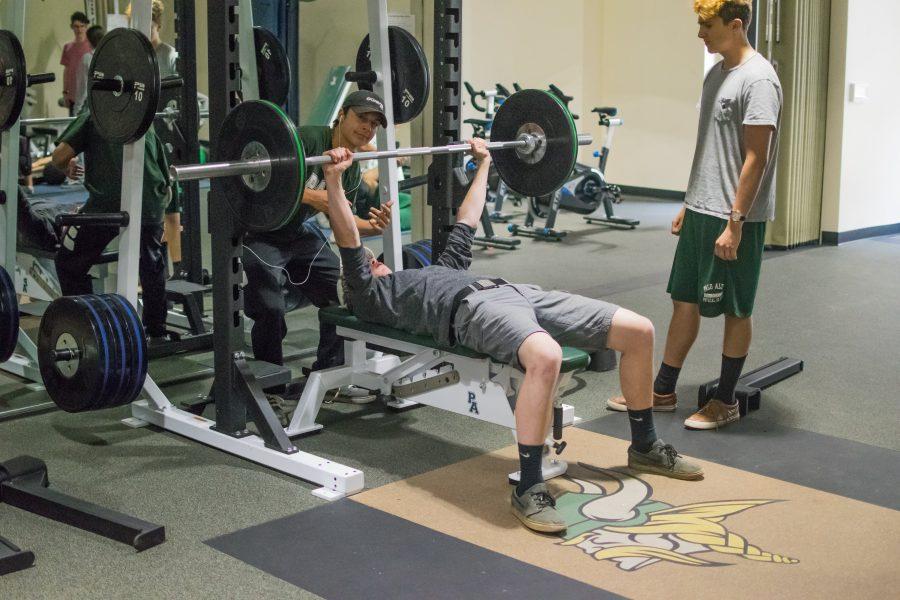 Perry Center Gym attracts diverse weightlifting community