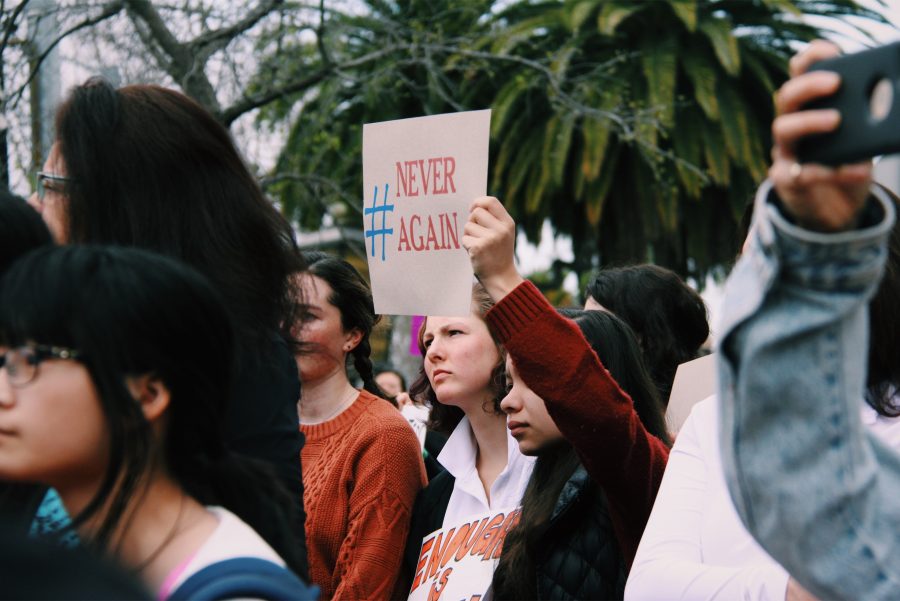 Students+walk+out+of+school+to+protest+gun+violence