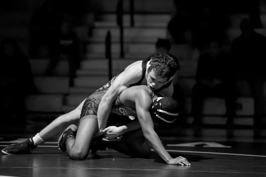 Wrestling squad gears up for CCS, Colt Invitational