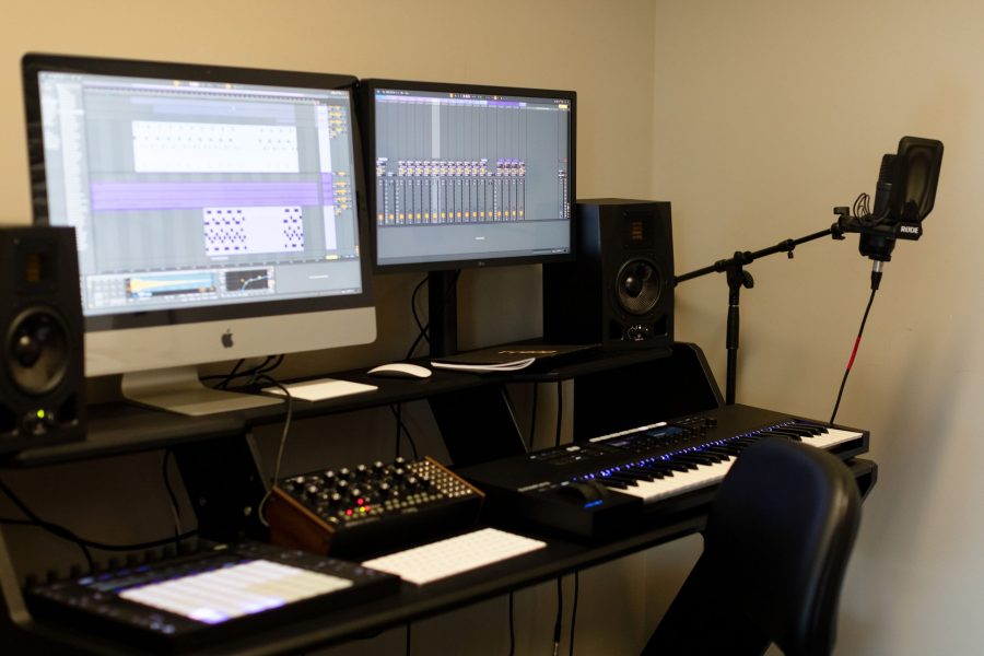 Teen arts council introduces new recording studio