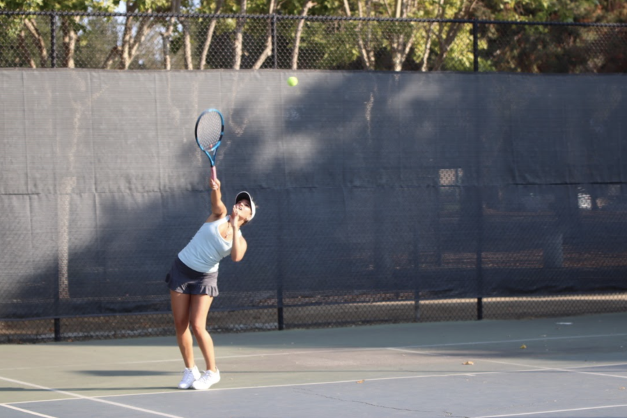Girls+tennis+confident%2C+tight-knit+as+season+begins