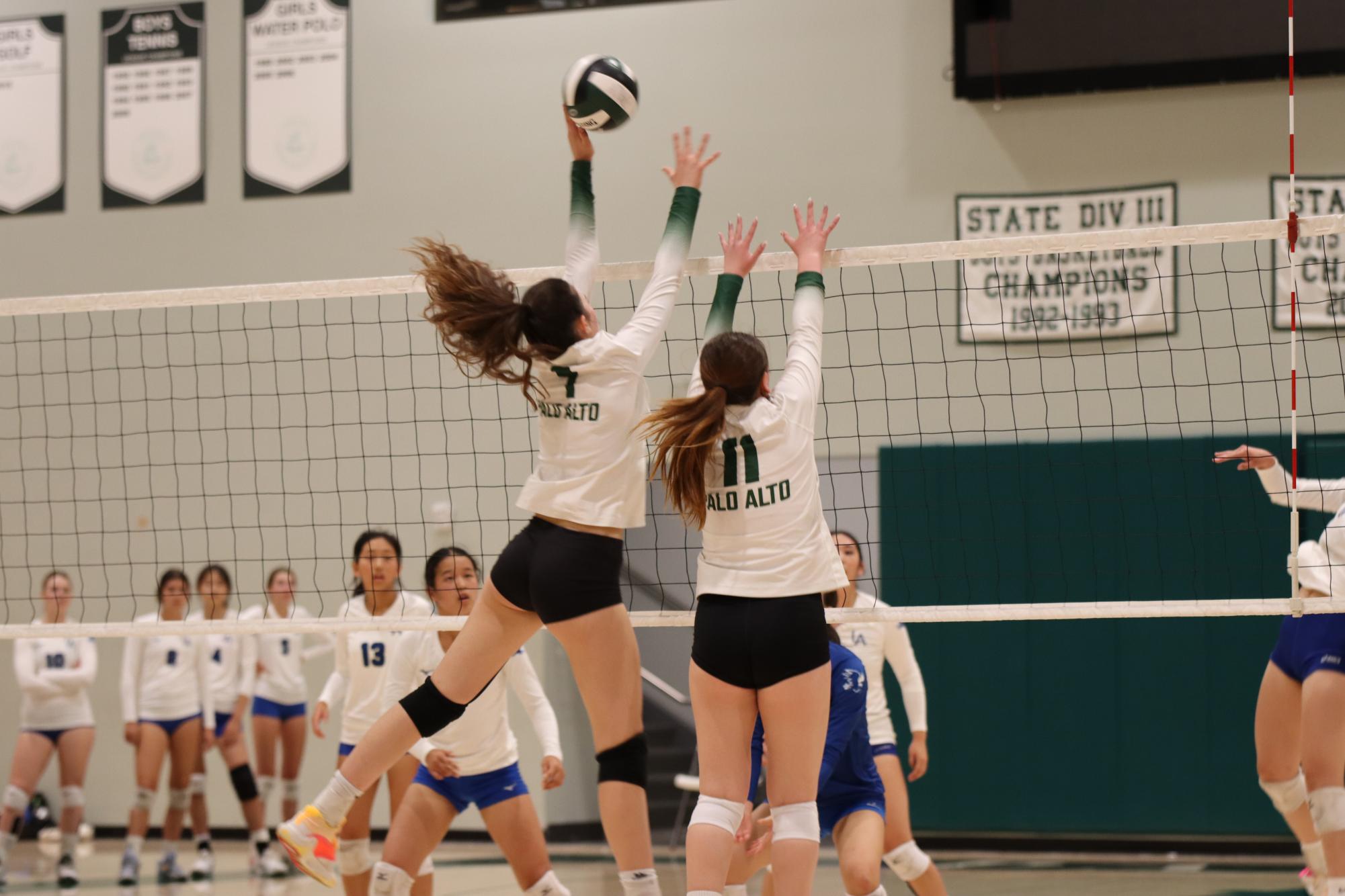 Girls volleyball wins first two games in reverse sweep against Mercy