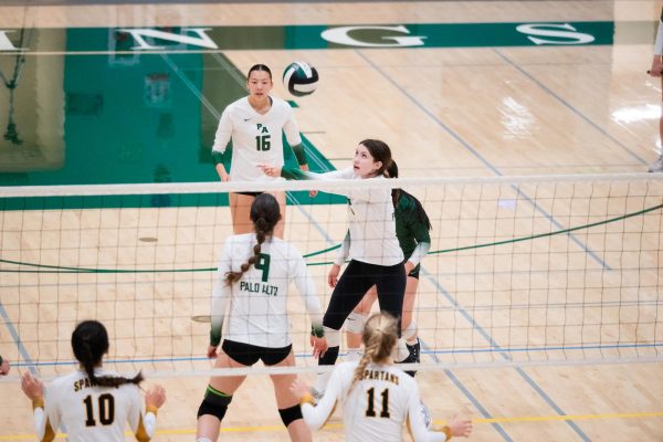 Girls volleyball ends sesason undefeated in league